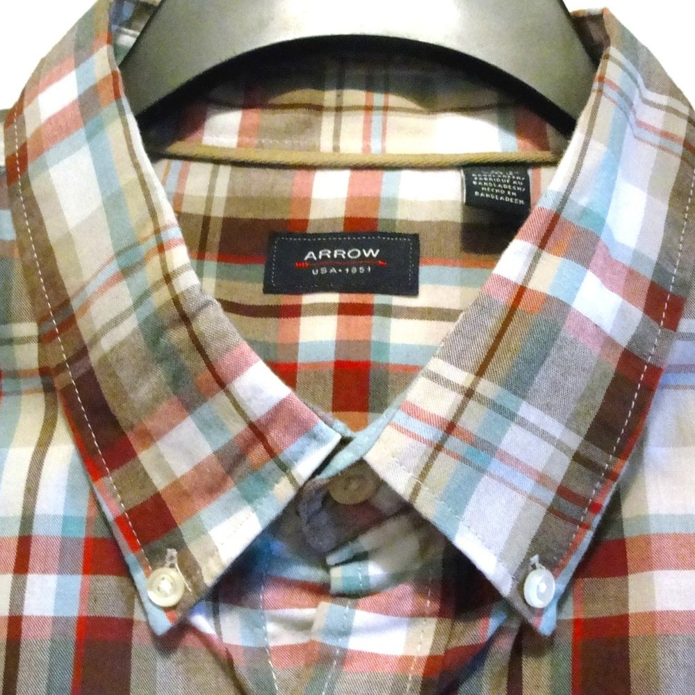 Arrow SS XL Brown Red Tan Aqua White..